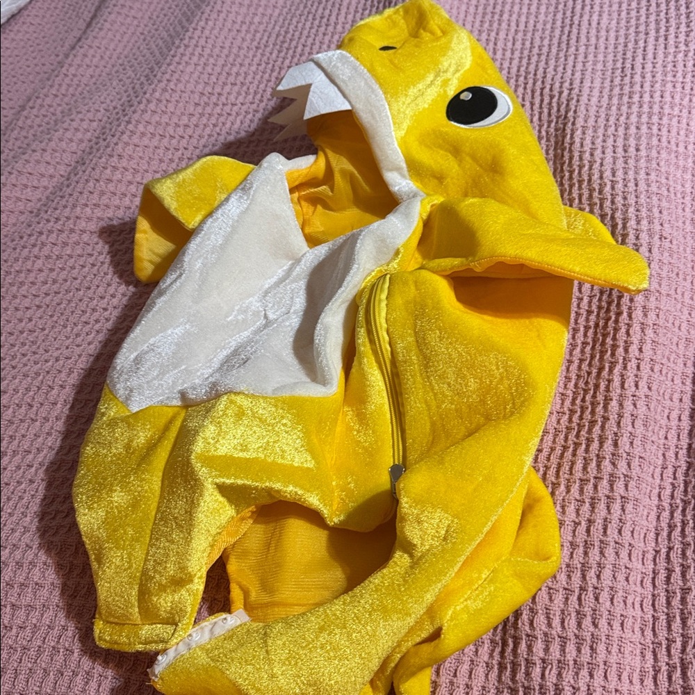 Yellow Baby Shark Costume size Toddler